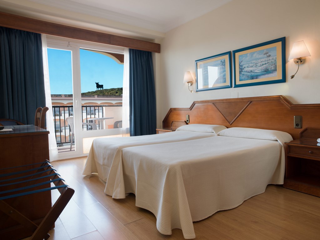 Monarque Fuengirola Park: Room