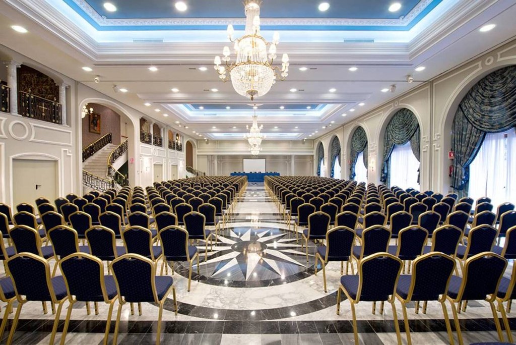 IPV Palace & Spa: Conferences