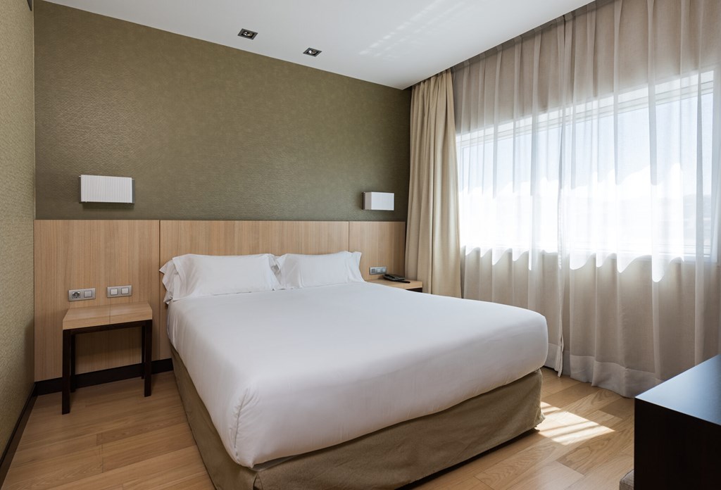 NH Madrid Ribera del Manzanares: Room JUNIOR SUITE STANDARD