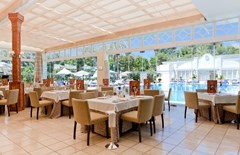 Los Monteros Spa & Golf Resort: Restaurant - photo 45