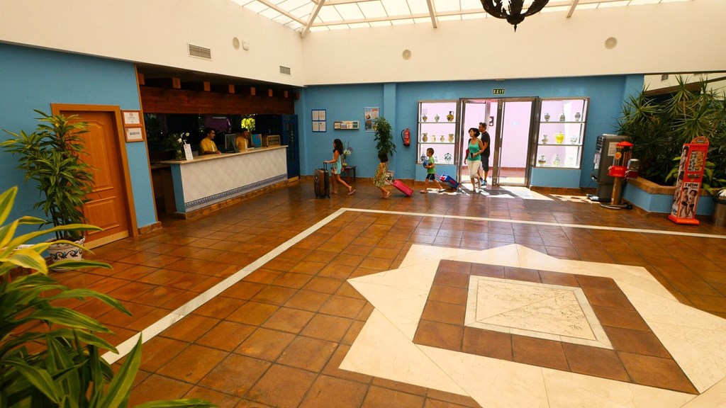 Diverhotel Dino Marbella: Lobby