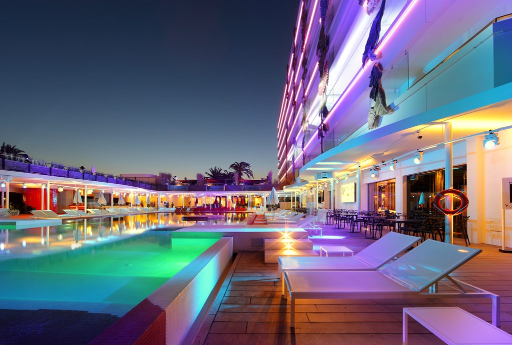 Ushuaia Ibiza Beach Hotel: Pool