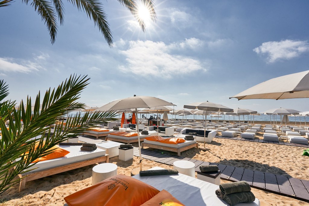 Ushuaia Ibiza Beach Hotel: Beach