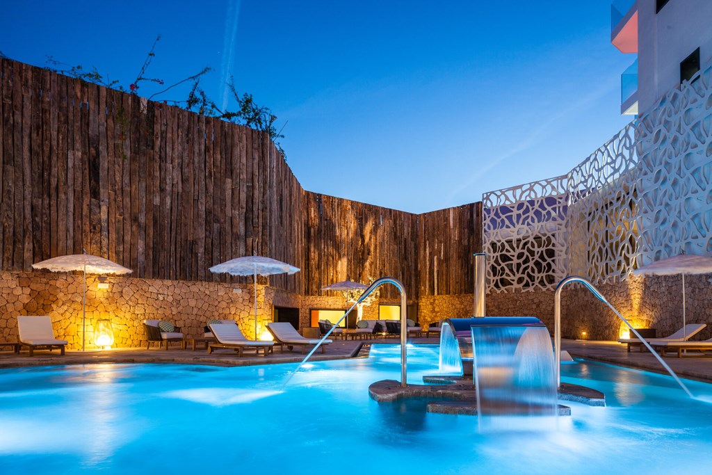 Hard Rock Hotel Ibiza: Sports and Entertainment