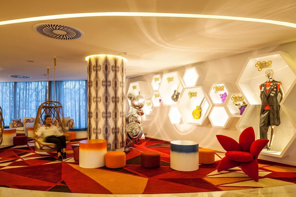 Hard Rock Hotel Ibiza: Lobby