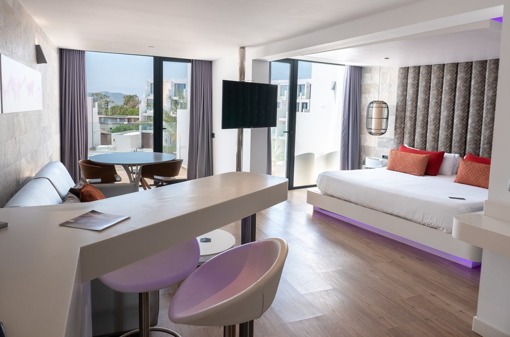 Hard Rock Hotel Ibiza: Room SUITE STANDARD