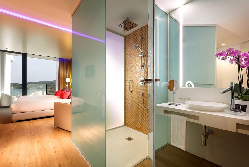 Hard Rock Hotel Ibiza: Room Double or Twin DELUXE