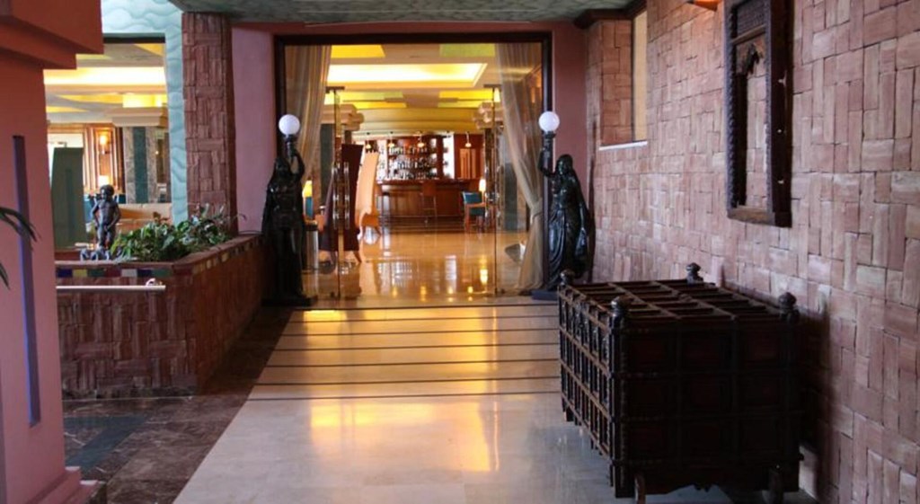 MS Amaragua: Lobby