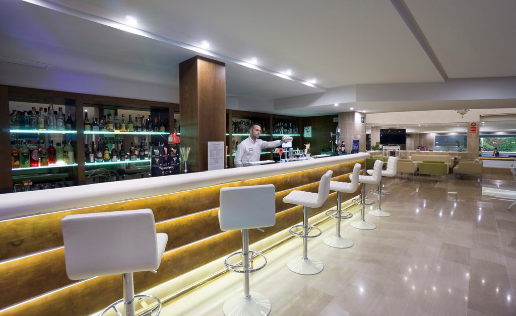 MS Aguamarina Suites: Bar