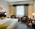 Ramada By Wyndham Jumeirah Hotel: Room