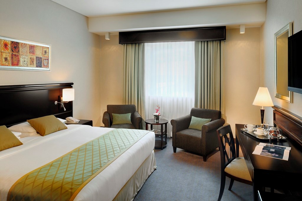 Ramada By Wyndham Jumeirah Hotel: Room