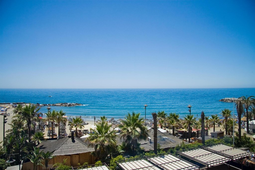 Gran Hotel Guadalpin Banus: Beach