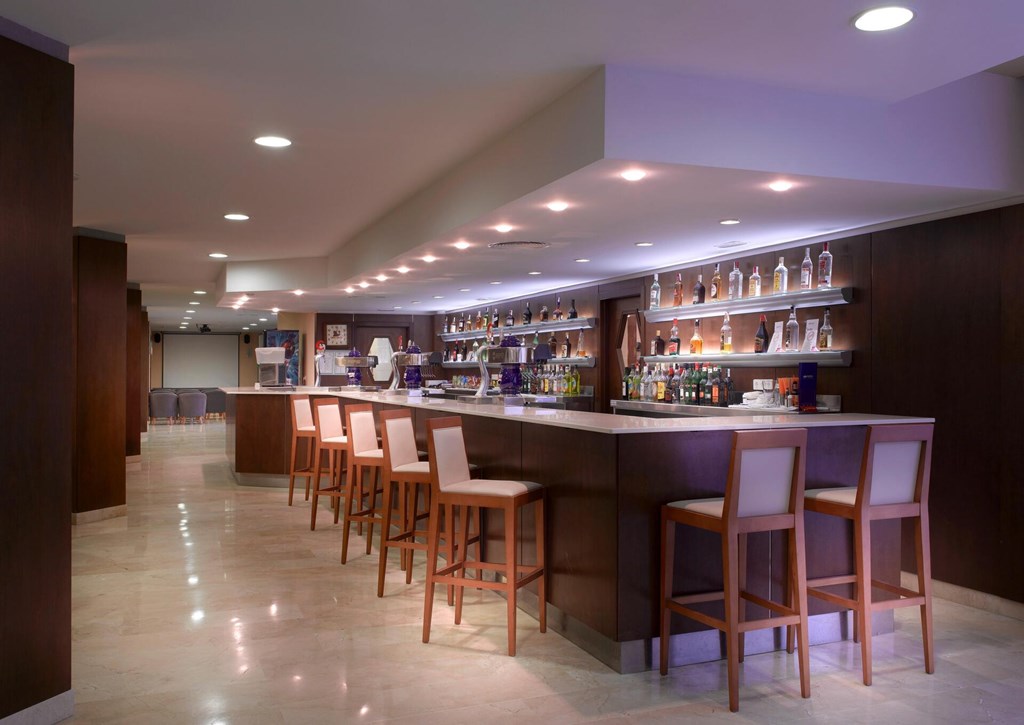 Fiesta Hotel Tanit: Bar