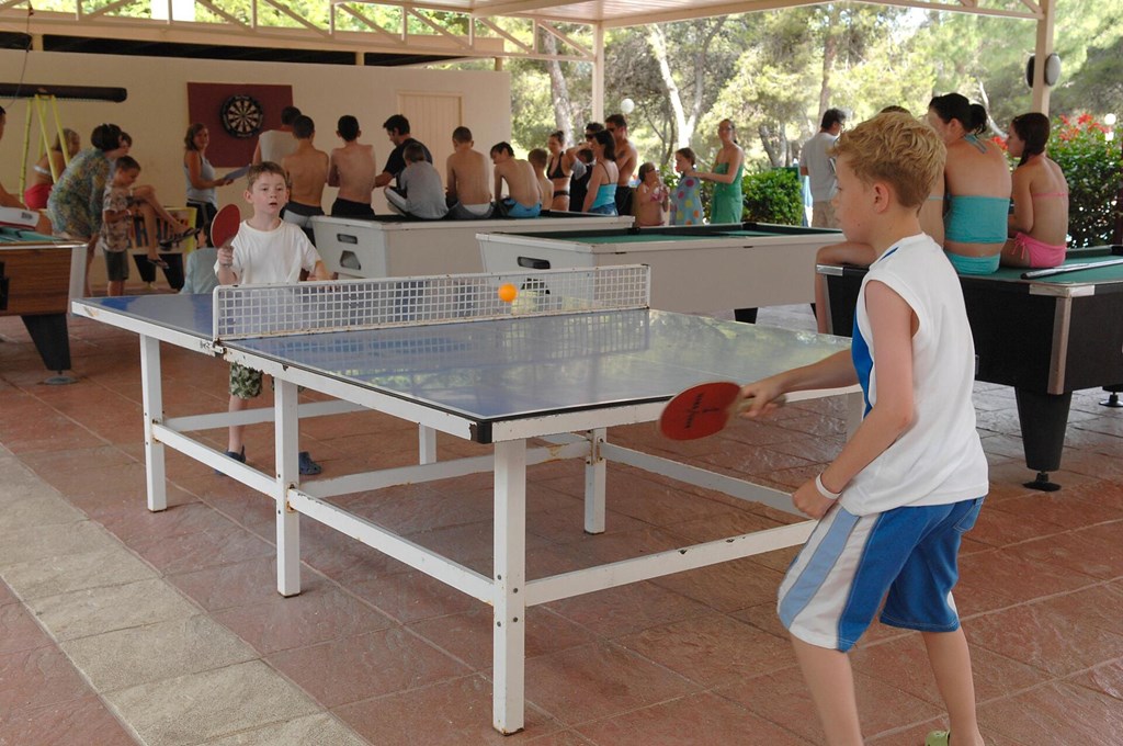 Fiesta Hotel Tanit: Sports and Entertainment