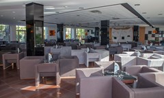 Albir Playa Hotel & Spa: Bar - photo 1