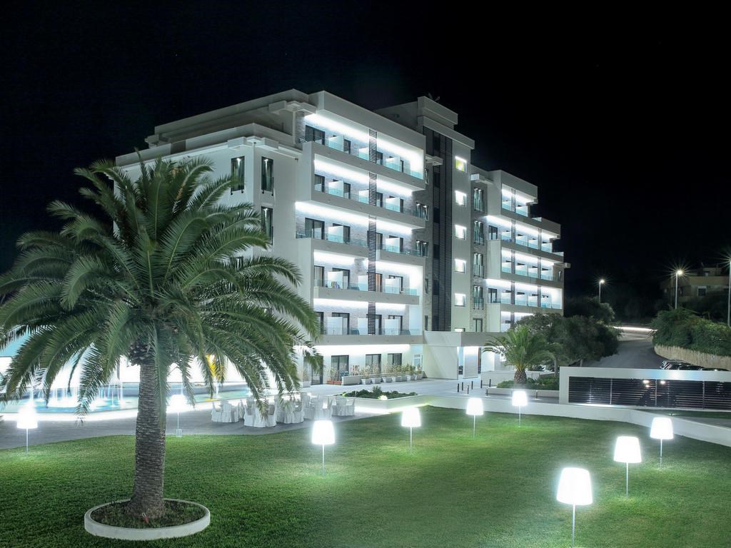 Santa Lucia Le Sabbie D Oro Hotel