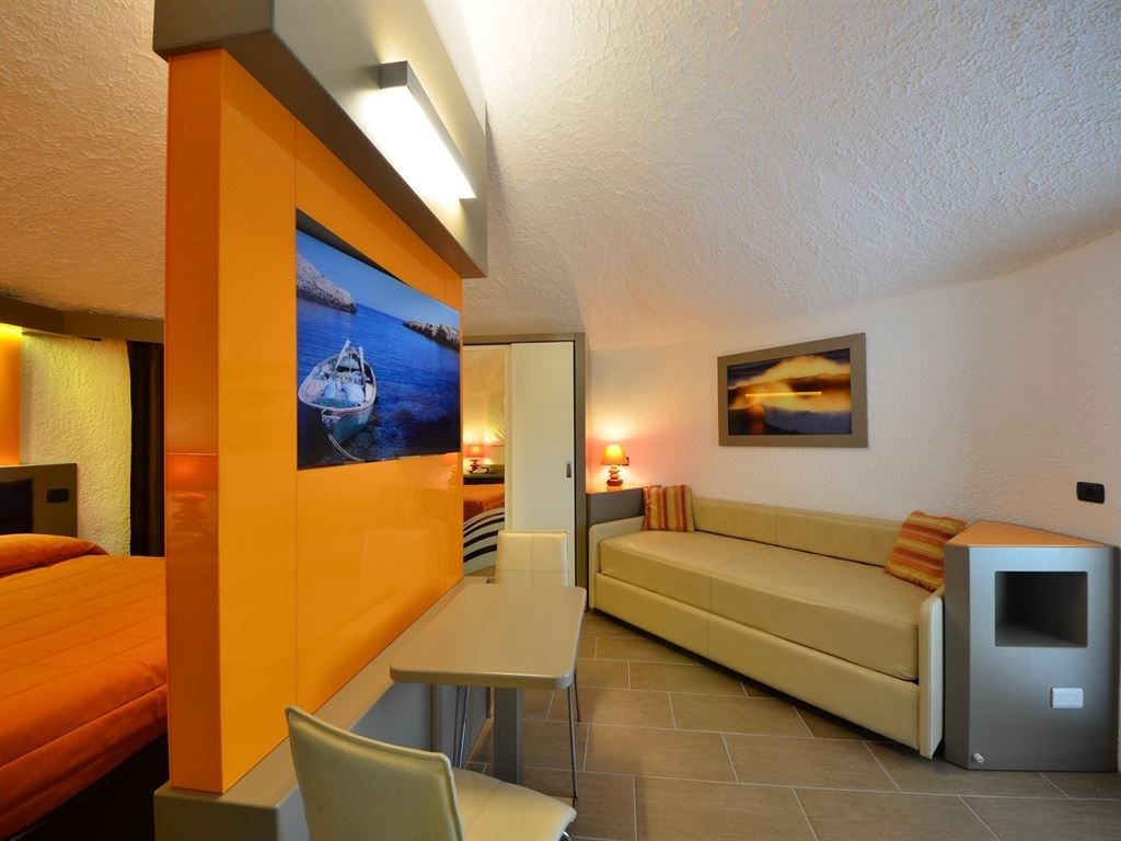 Calanica Residence Hotel