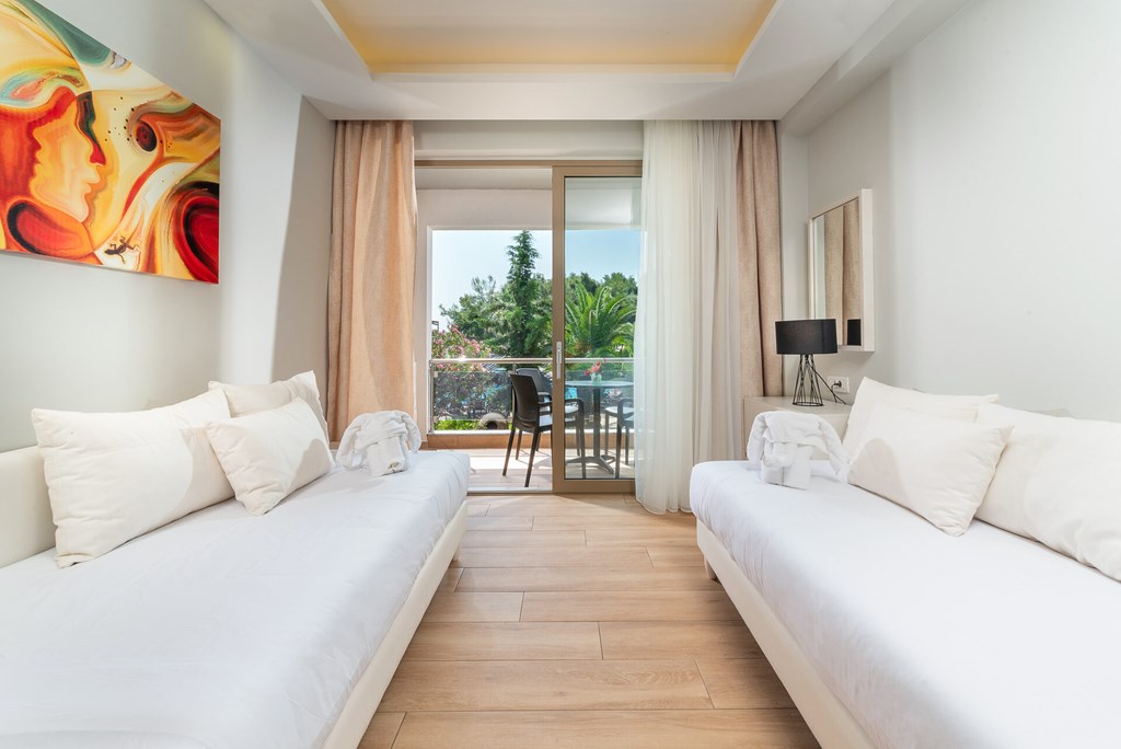 Poseidon Hotel Sea Resort: Junior Suite