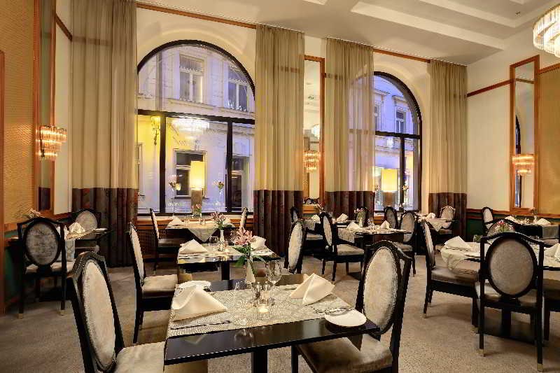 Grand Hotel Bohemia: Restaurant