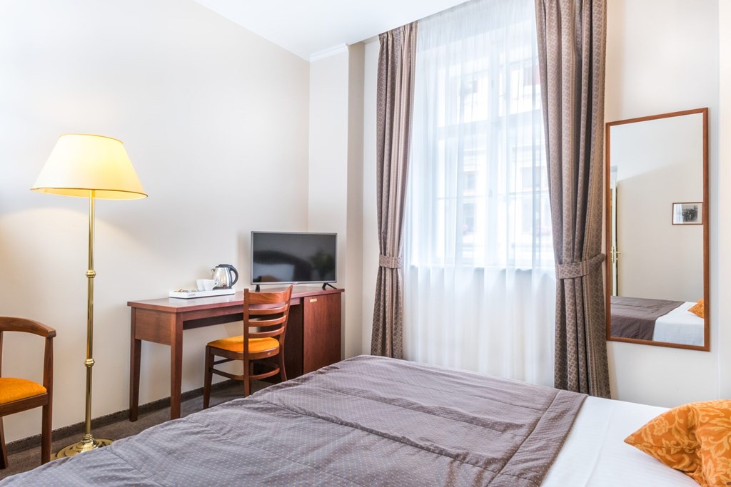 Hotel Leonardo Prague: Room Double or Twin CLASSIC