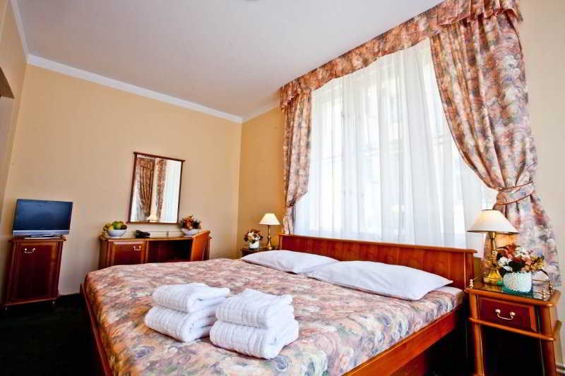 Melantrich Sivek Hotels: Room