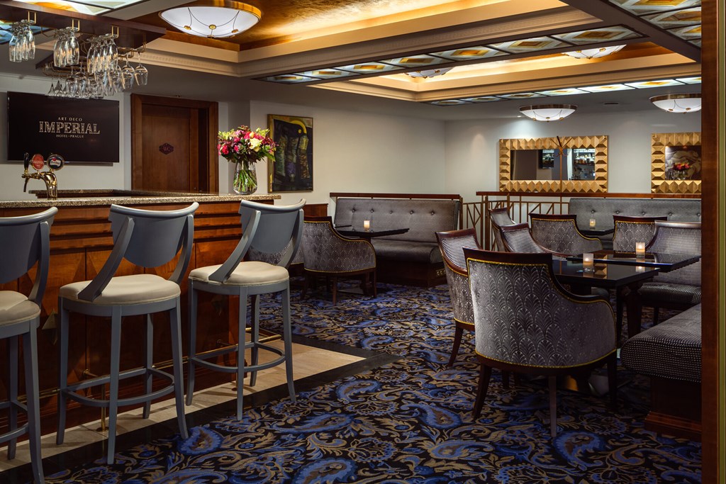 Art Deco Imperial: Bar