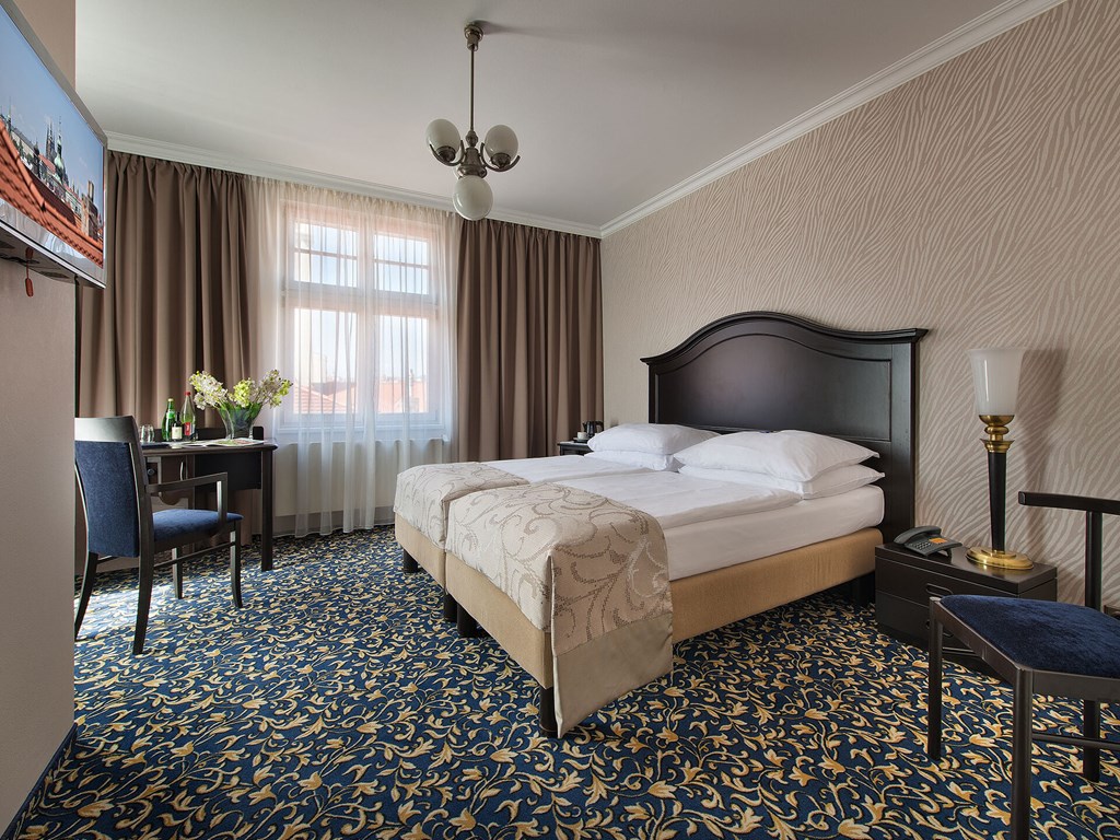 EA Hotel Royal Esprit: Room JUNIOR SUITE WITH TERRACE