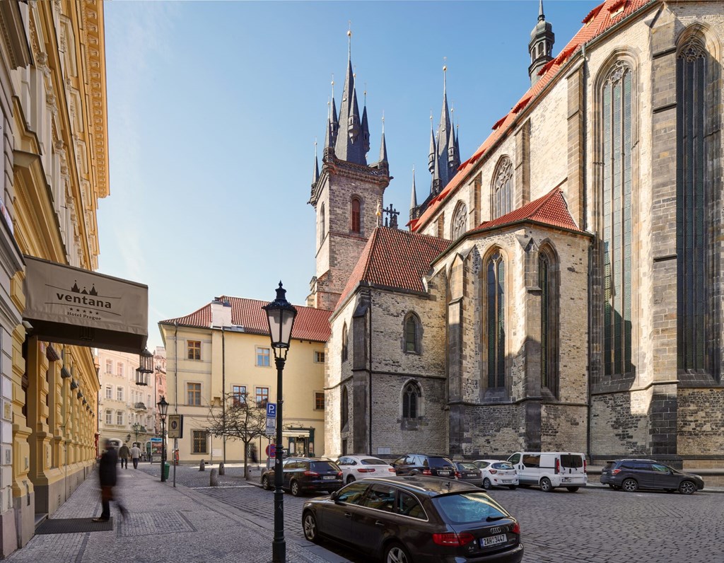 Ventana Hotel Prague: General view