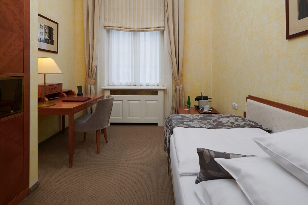 Ventana Hotel Prague: Room SINGLE STANDARD