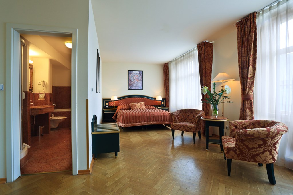 Elysee: Room DOUBLE SUPERIOR WITH AIR CONDITIONING