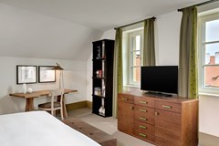 Augustine a Luxury Collection Hotel Prague: General view - photo 62