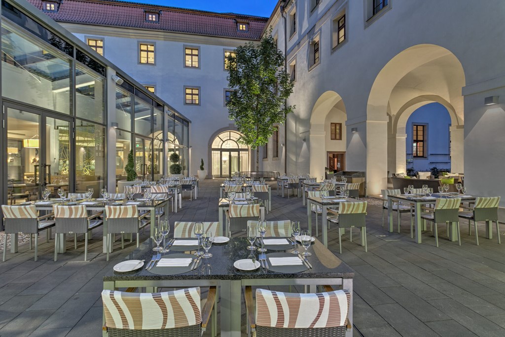 Augustine a Luxury Collection Hotel Prague: Terrace