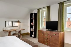 Augustine a Luxury Collection Hotel Prague: Room - photo 8