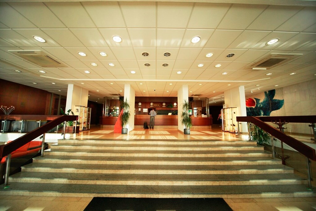 Hotel Krystal: Lobby