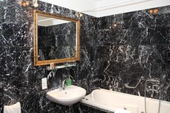 King Charles Boutique Residence: Room Double or Twin SUPERIOR - photo 8