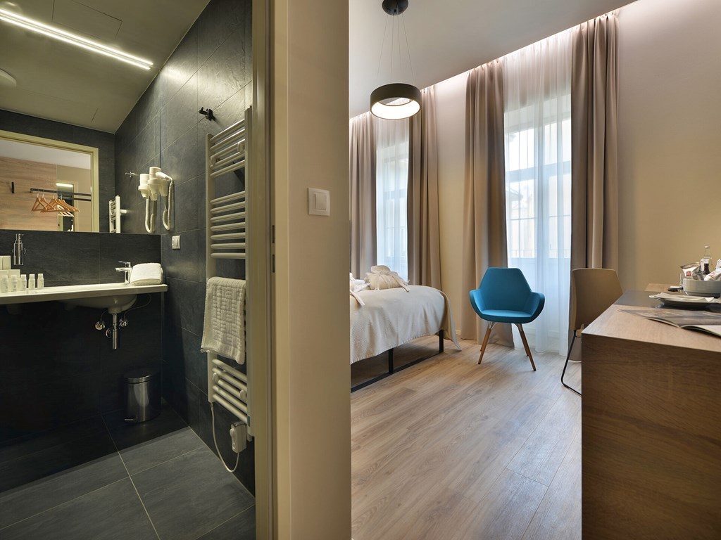 EA Hotel New Town: Room Double or Twin STANDARD