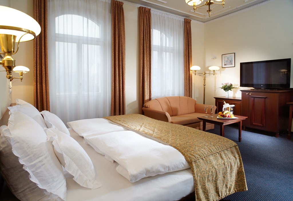 Hotel Excelsior: Room Double or Twin STANDARD