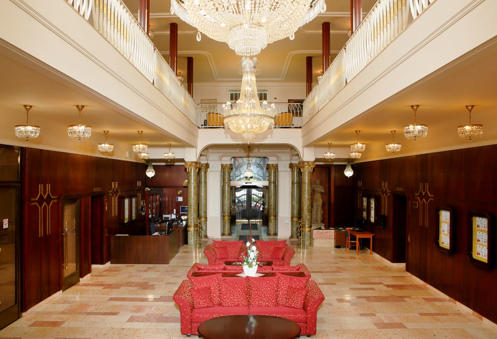 Orea Spa Hotel Bohemia: Lobby