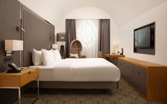 Doubletree Hilton Kazan City Center: Room SUITE CAPACITY 1 - photo 31