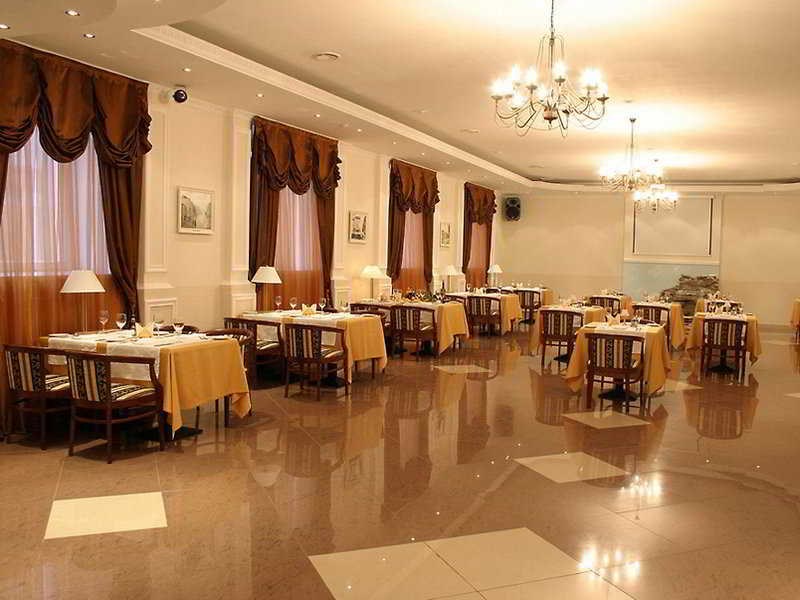 Gulfstream Palace: Restaurant