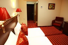 Club Hotel Corona: Room TWIN STANDARD - photo 10