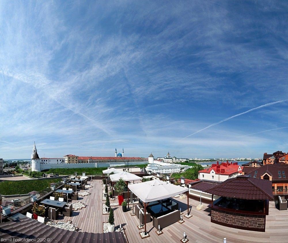 Courtyard Kazan Kremlin: General view