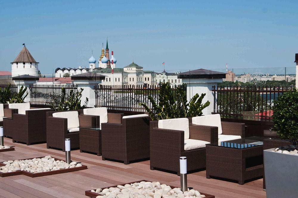 Courtyard Kazan Kremlin: General view