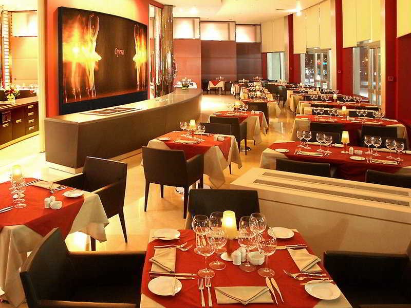 Mirage: Restaurant