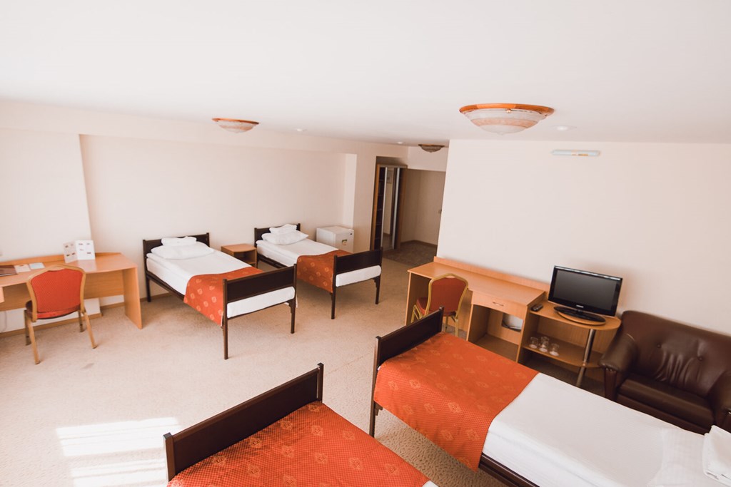 Amaks Safar Hotel: Room QUADRUPLE ECONOMY