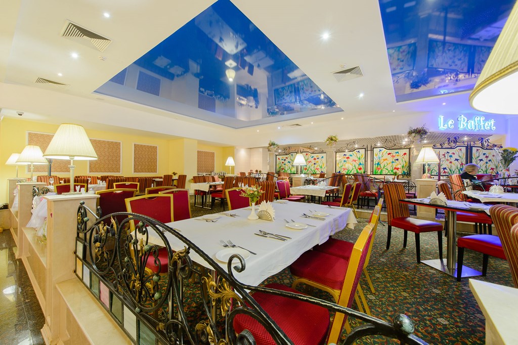 Korston Tower Kazan: Restaurant