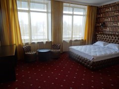 Marton Olimpic: Room DOUBLE BUSINESS - photo 11