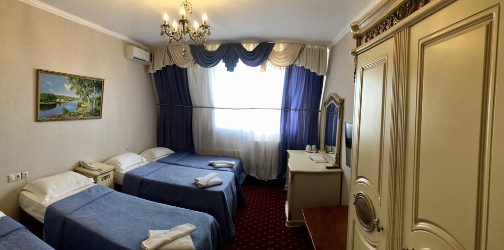 Grand Hotel Uyut: Room FAMILY ROOM COMFORT