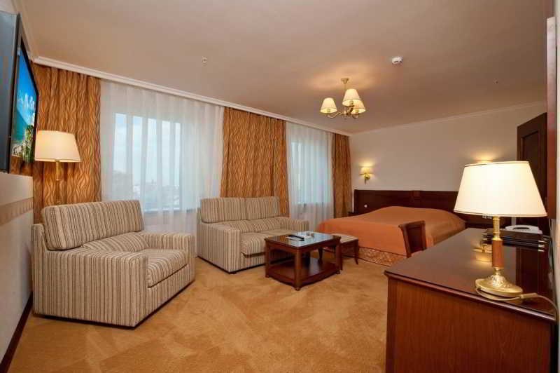 CROWNE PLAZA Krasnodar Centre: Room