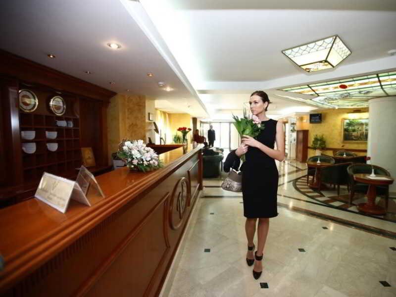Grand Hotel Valentina: Lobby